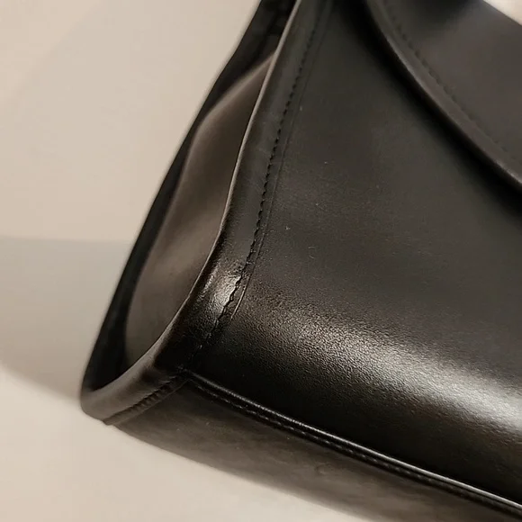 Sold Vintage Coach Regina #9983 - Picture 12 of 17